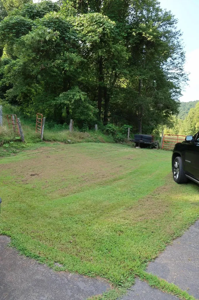 2683 Turkey Creek Road Barbourville KY 40906