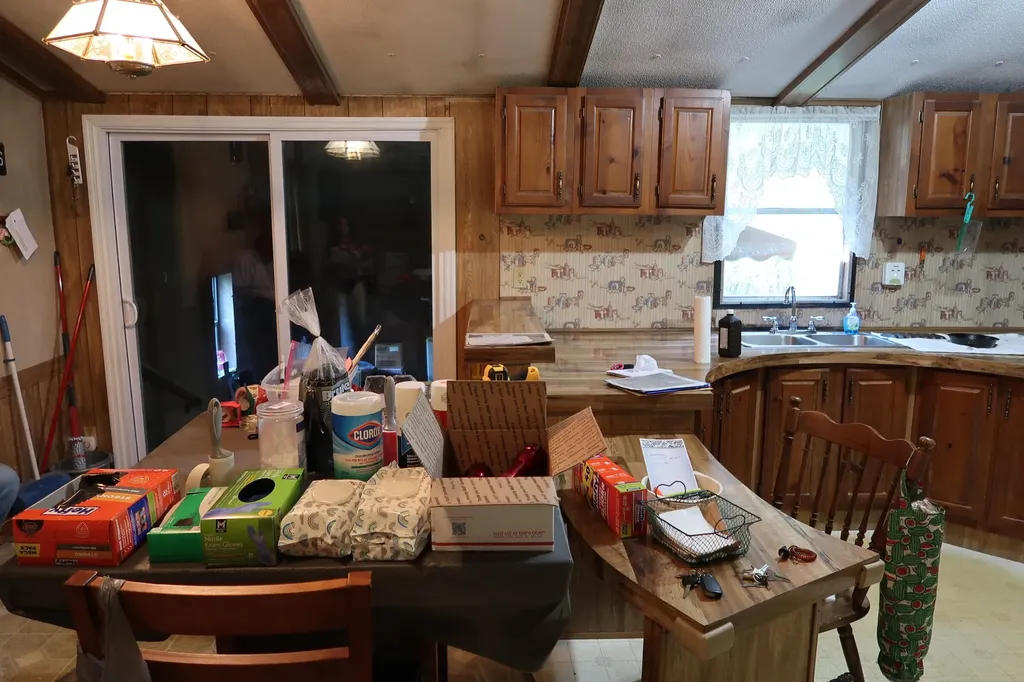 2683 Turkey Creek Road Barbourville KY 40906