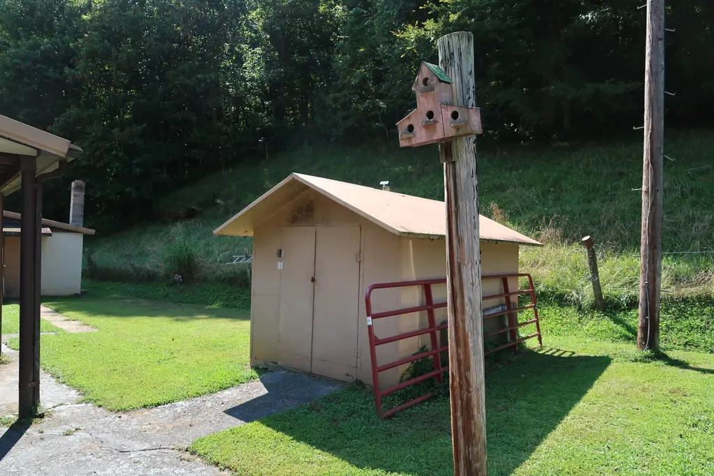 2683 Turkey Creek Road Barbourville KY 40906