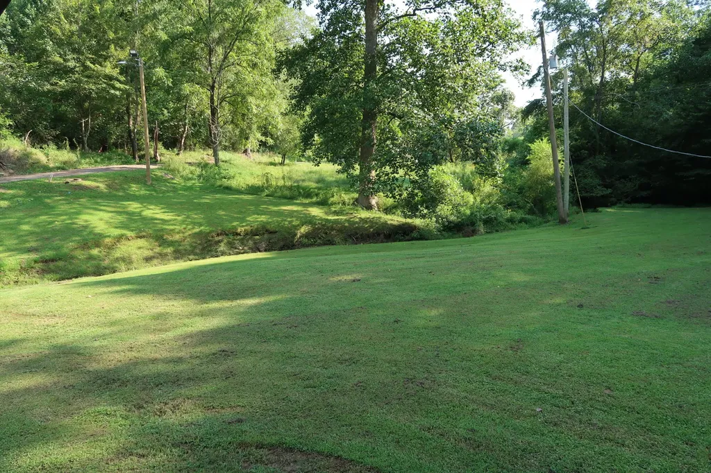 2683 Turkey Creek Road Barbourville KY 40906