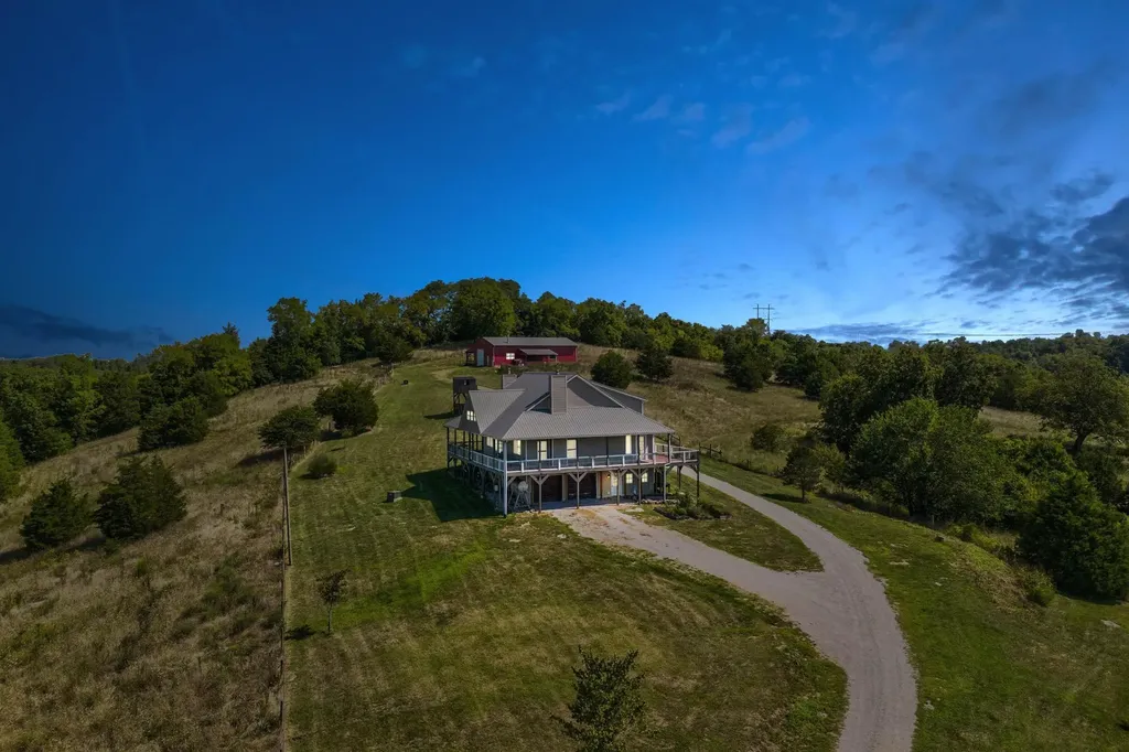 4040 Muddy Creek Road Winchester KY 40391