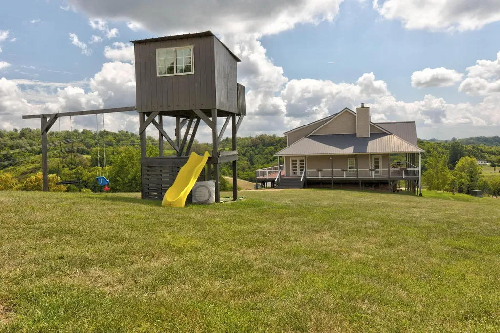 4040 Muddy Creek Road Winchester KY 40391