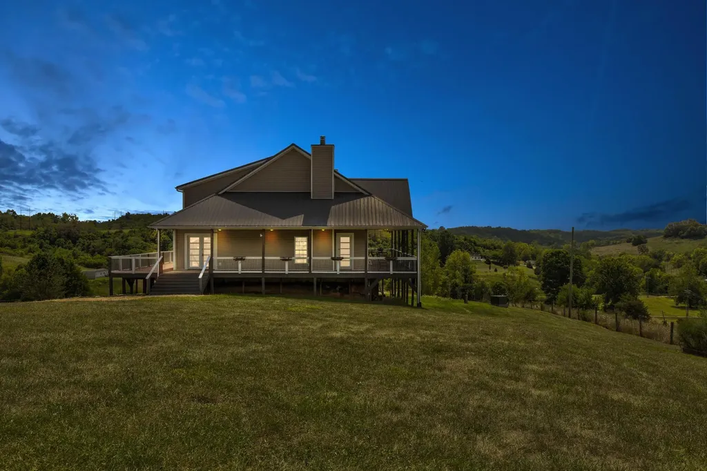 4040 Muddy Creek Road Winchester KY 40391