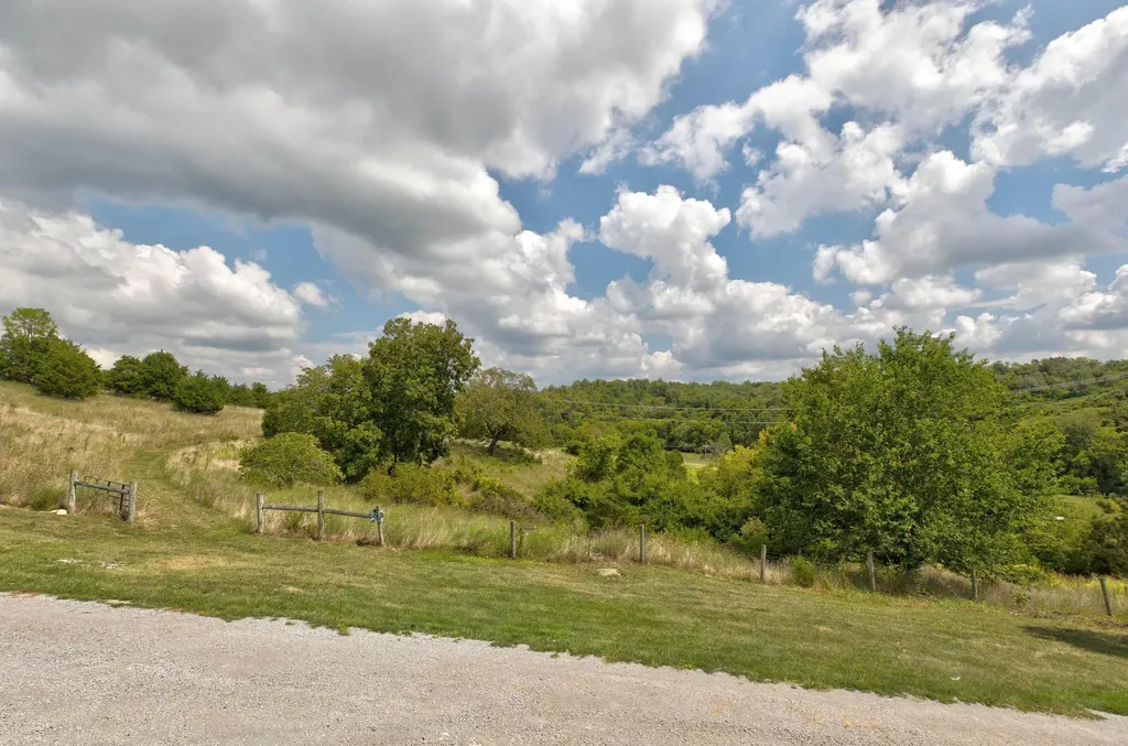 4040 Muddy Creek Road Winchester KY 40391