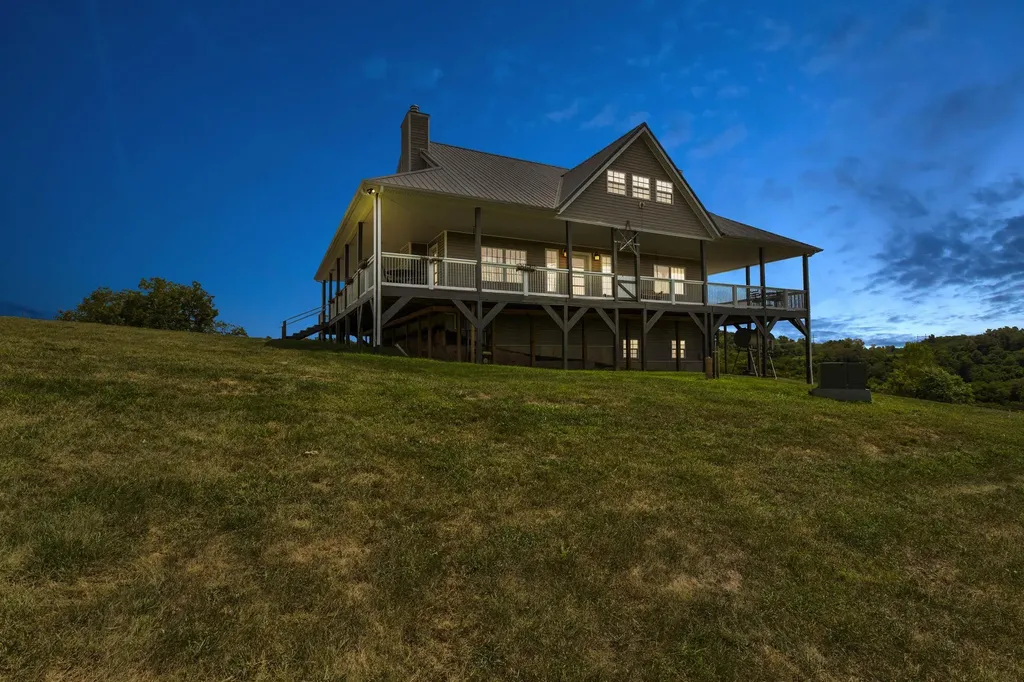 4040 Muddy Creek Road Winchester KY 40391