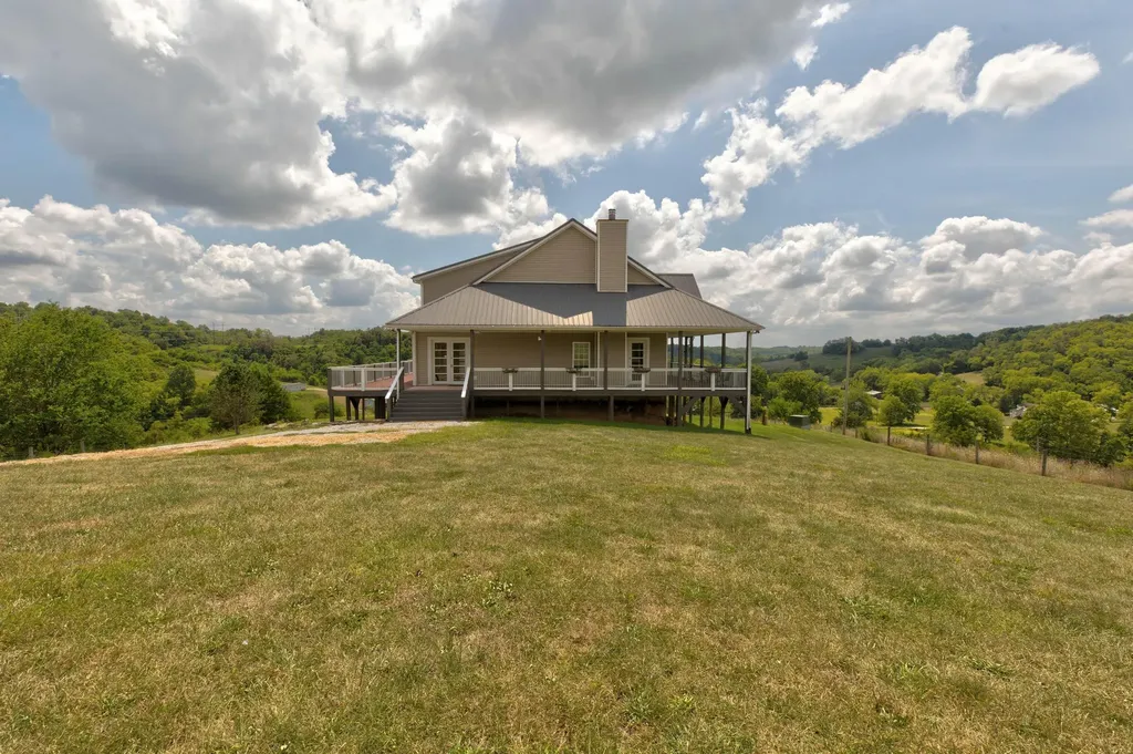 4040 Muddy Creek Road Winchester KY 40391