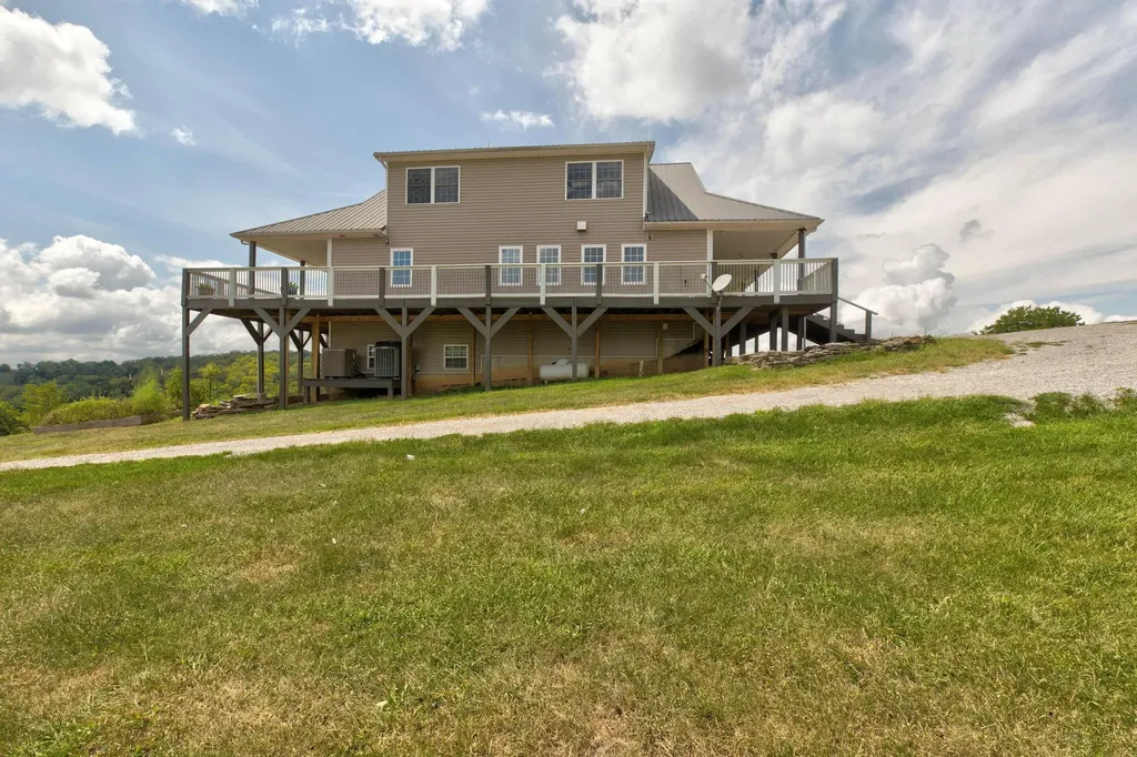 4040 Muddy Creek Road Winchester KY 40391