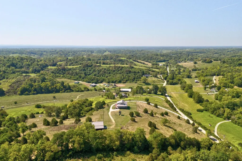 4040 Muddy Creek Road Winchester KY 40391