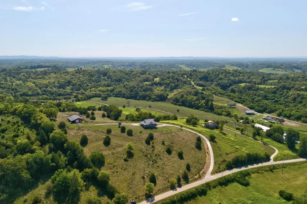 4040 Muddy Creek Road Winchester KY 40391