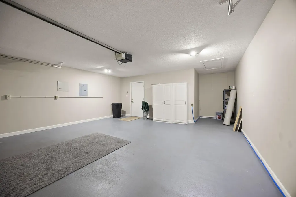 364 Cathedral Place Bronston KY 42518