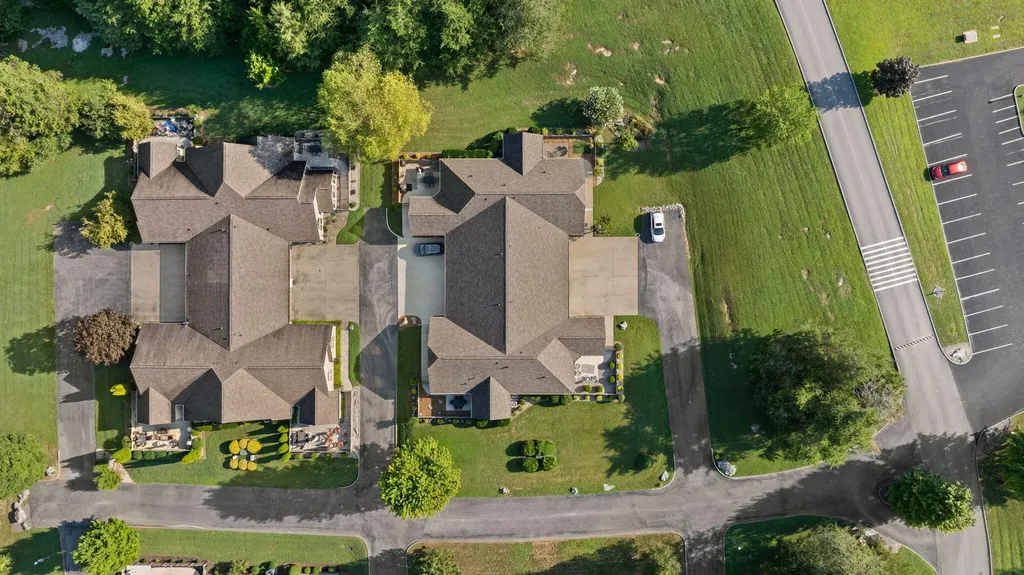 364 Cathedral Place Bronston KY 42518
