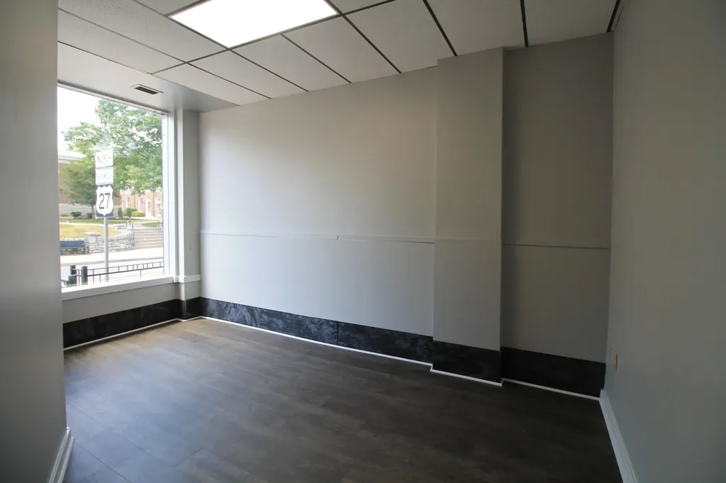 108 N Main Street Nicholasville KY 40356