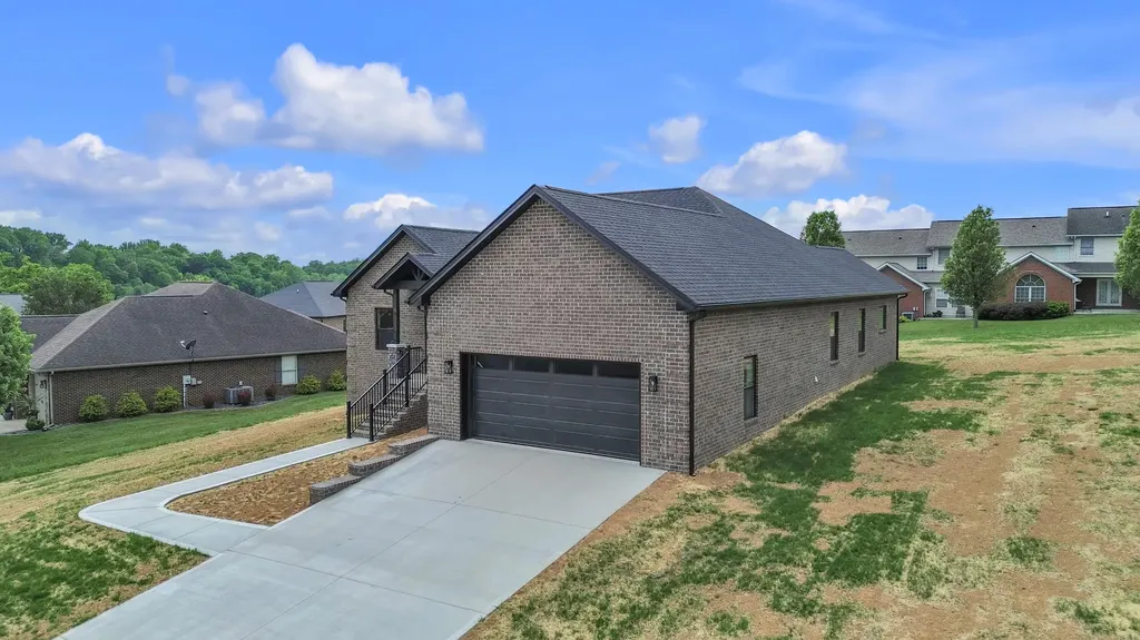 50 Muirfield Drive Somerset KY 42503
