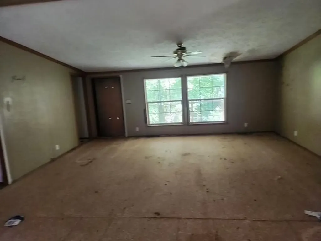 1144 Grassy Branch Road Essie KY 40827