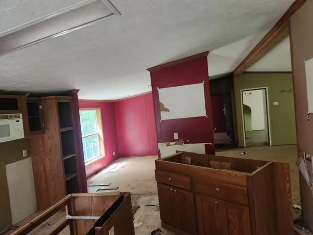 1144 Grassy Branch Road Essie KY 40827