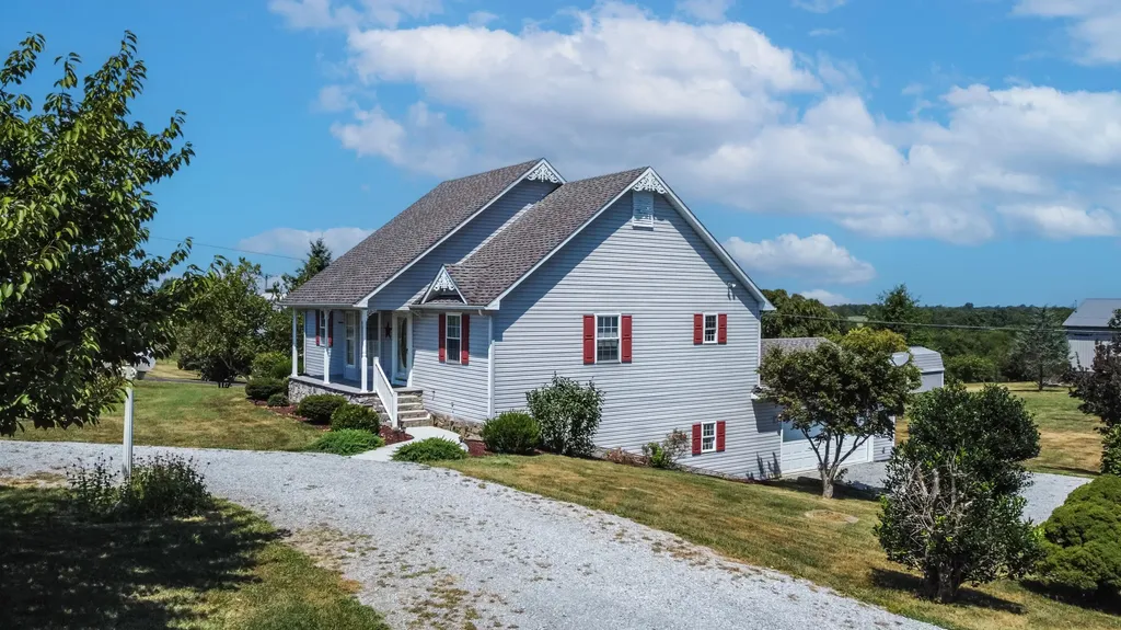 3162 Ewing Road Ewing KY 41039