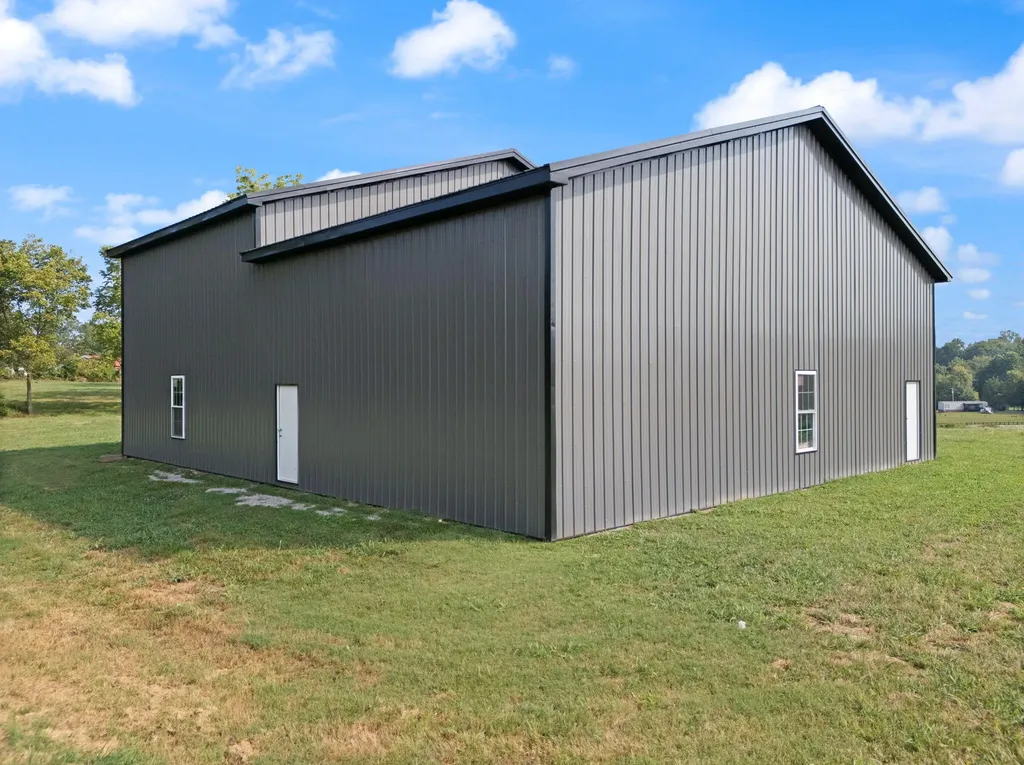 8 Hunter Ray Way Albany KY 42602
