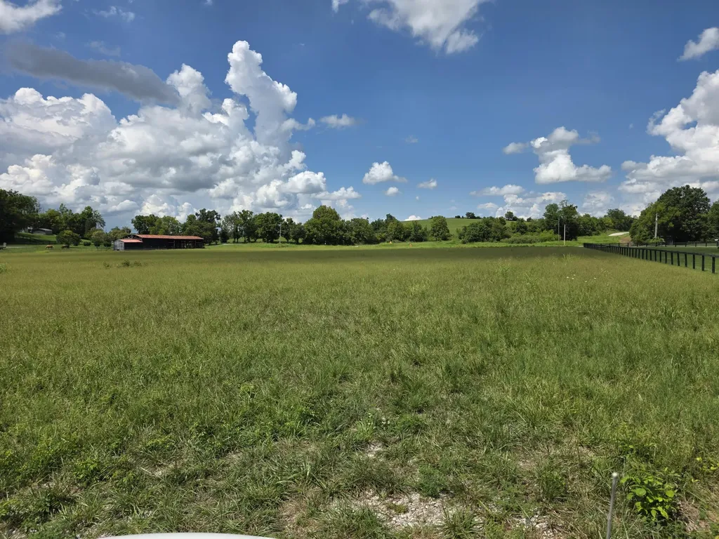 9999 Peggy Flats Road Berea KY 40403