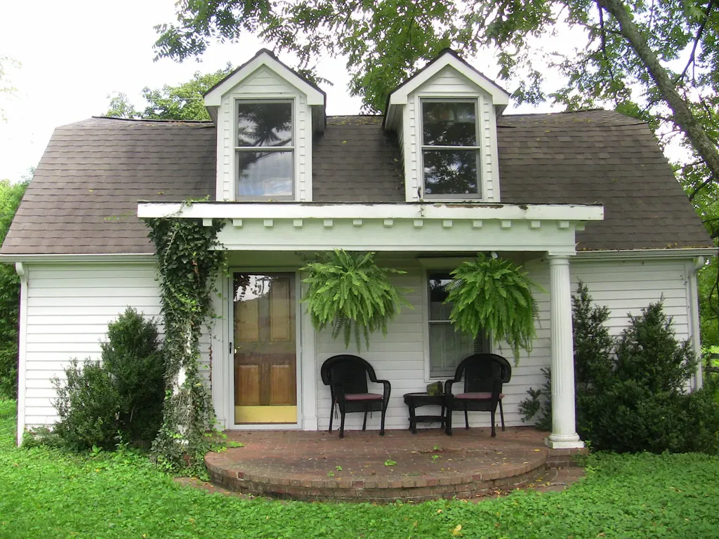 2750 Paynes Mill Road Versailles KY 40383
