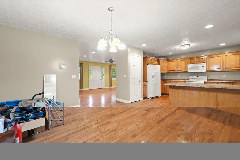 617 Big Willard Road Busy KY 41723