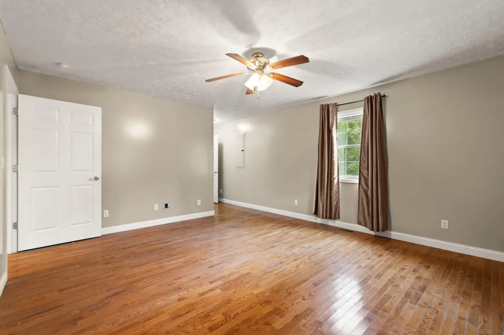 617 Big Willard Road Busy KY 41723