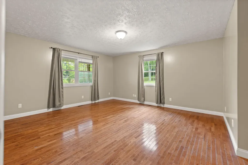 617 Big Willard Road Busy KY 41723