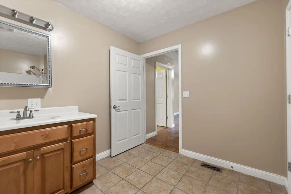 617 Big Willard Road Busy KY 41723