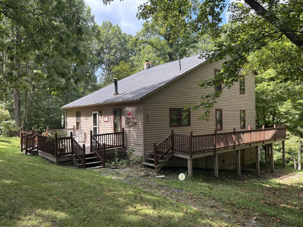 1195 Hoop Road Wellington KY 40387