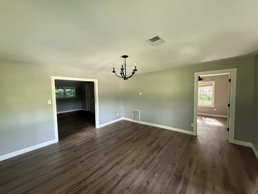 105 Mcclure Street Livingston KY 40445
