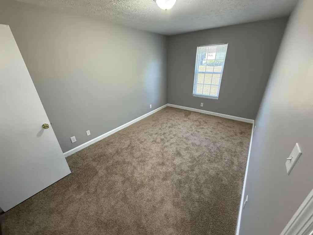 101 North Brand Street Midway KY 40347