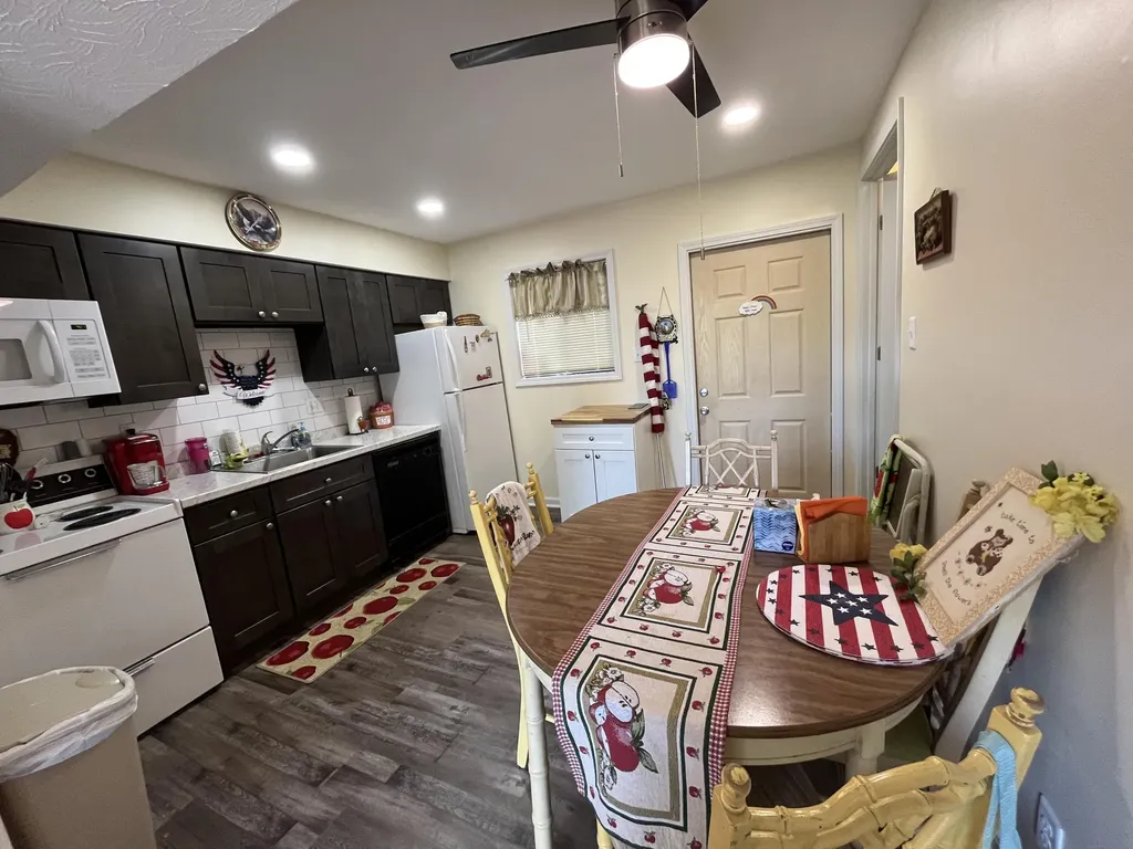 145 State Park Road Jamestown KY 42629