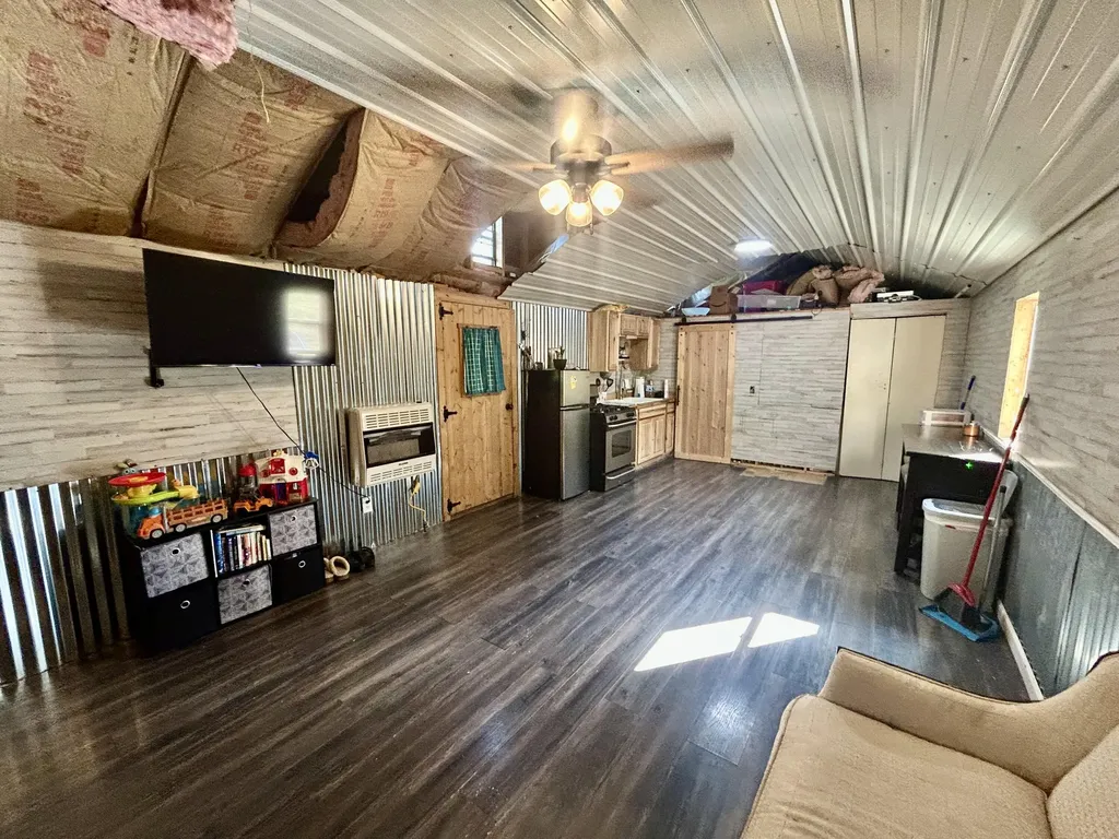 260 Bethesda Mission Road Campton KY 41301