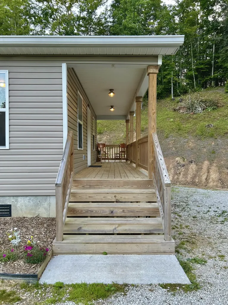 260 Bethesda Mission Road Campton KY 41301