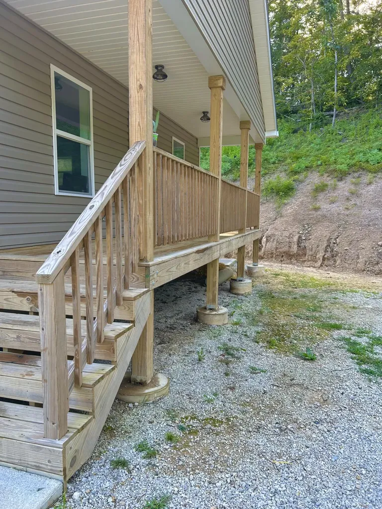 260 Bethesda Mission Road Campton KY 41301