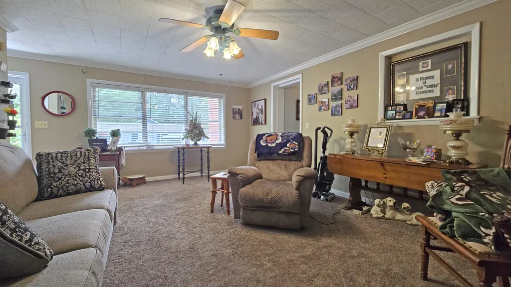 111 House Avenue Manchester KY 40962