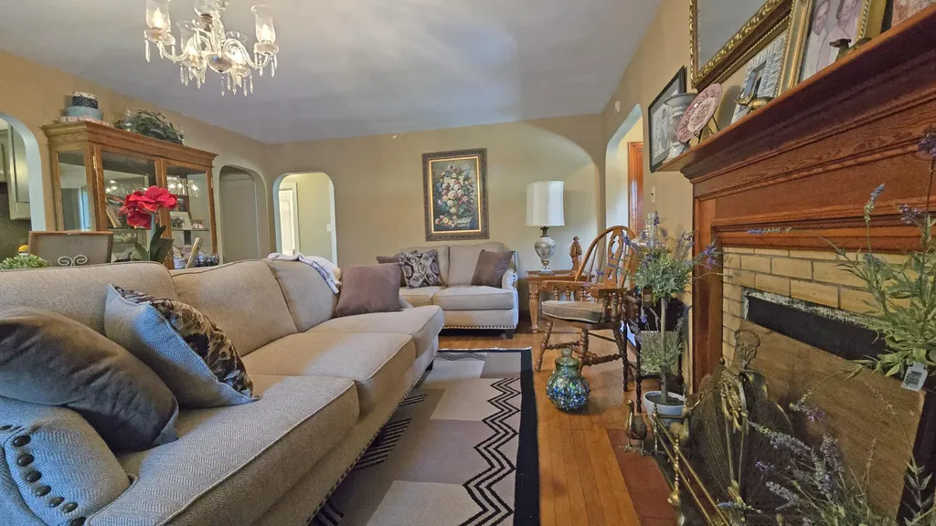 111 House Avenue Manchester KY 40962