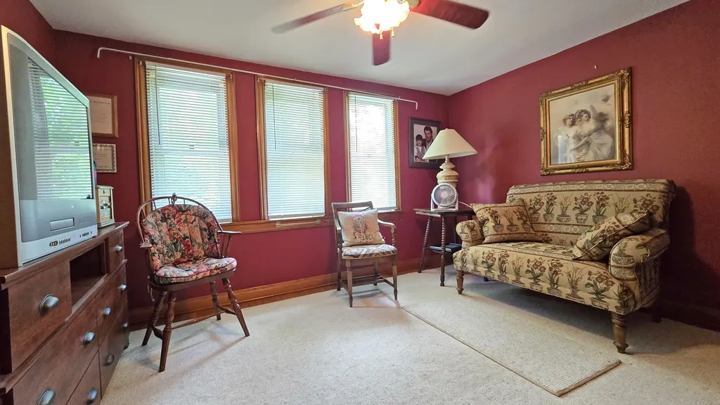 111 House Avenue Manchester KY 40962