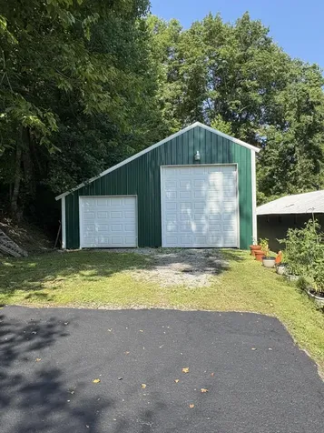 111 House Avenue Manchester KY 40962
