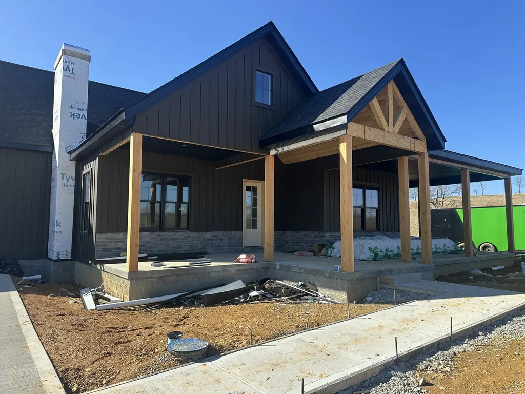 165 Pittsburg Landing London KY 40741