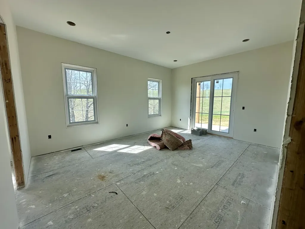 165 Pittsburg Landing London KY 40741