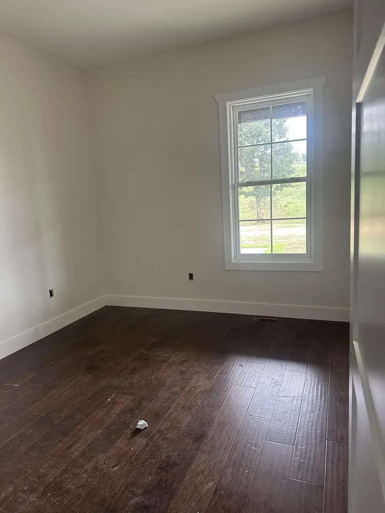 165 Pittsburg Landing London KY 40741