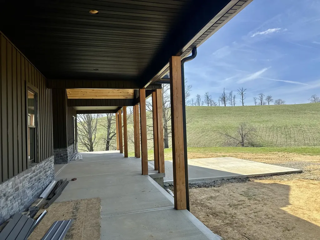 165 Pittsburg Landing London KY 40741