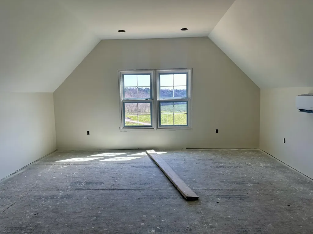 165 Pittsburg Landing London KY 40741