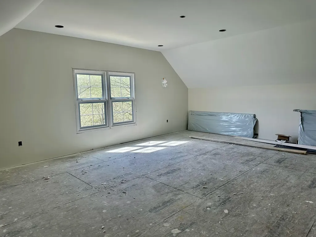 165 Pittsburg Landing London KY 40741