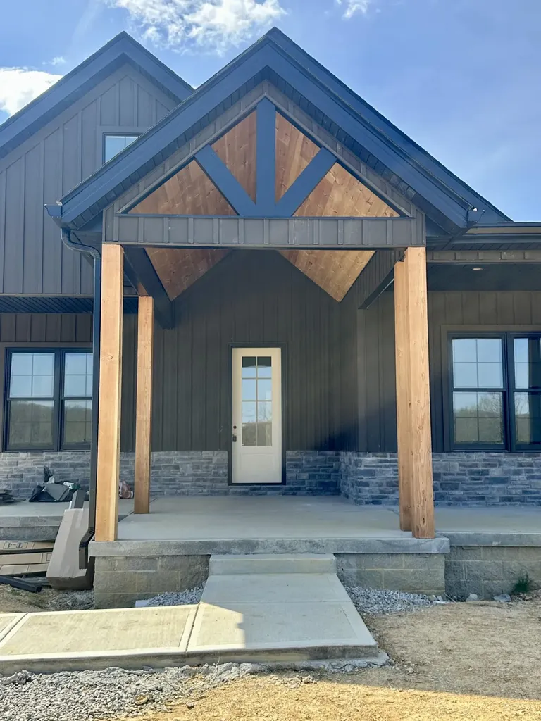 165 Pittsburg Landing London KY 40741