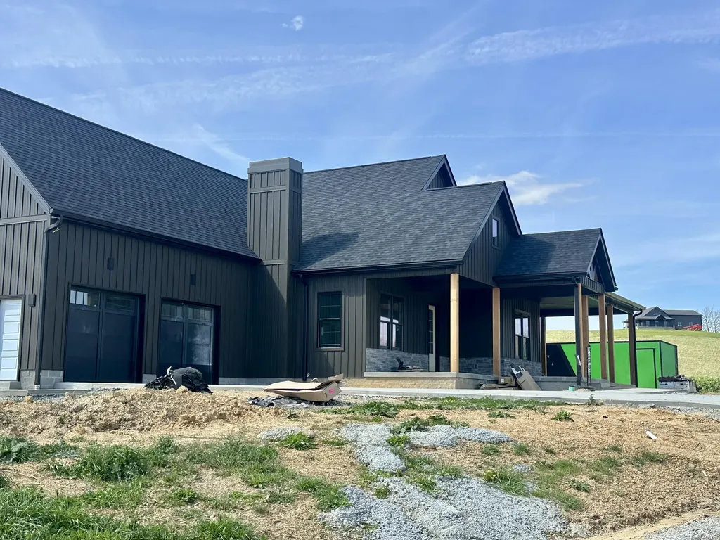 165 Pittsburg Landing London KY 40741