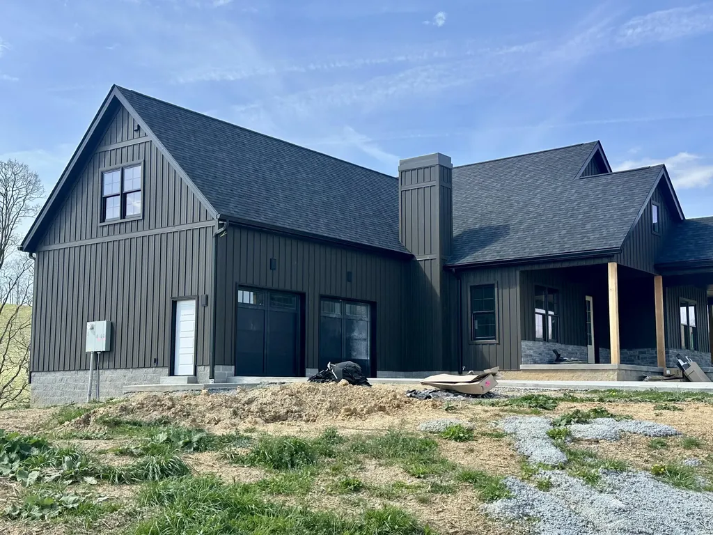 165 Pittsburg Landing London KY 40741