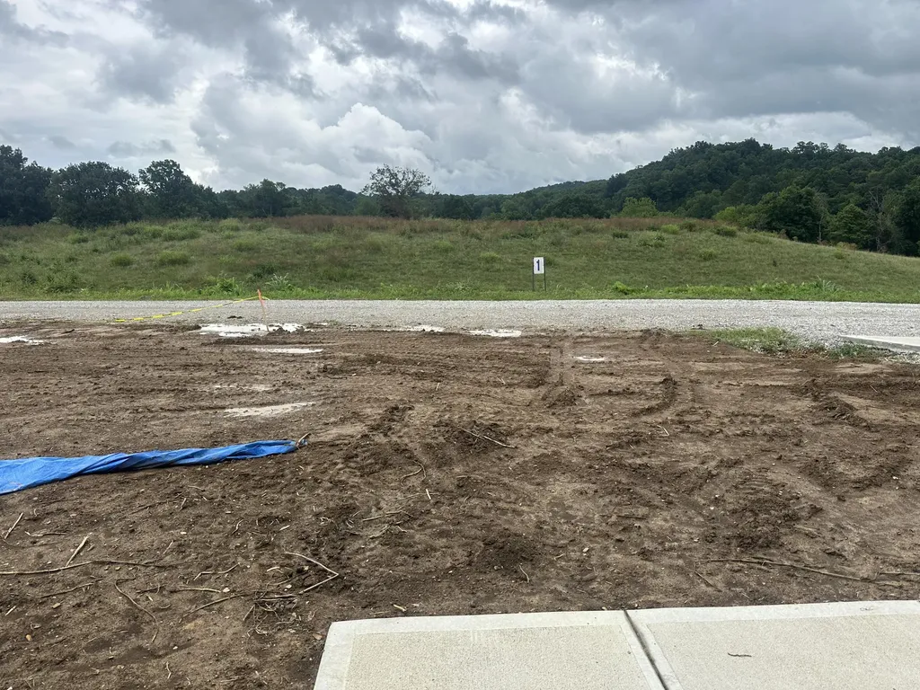 165 Pittsburg Landing London KY 40741