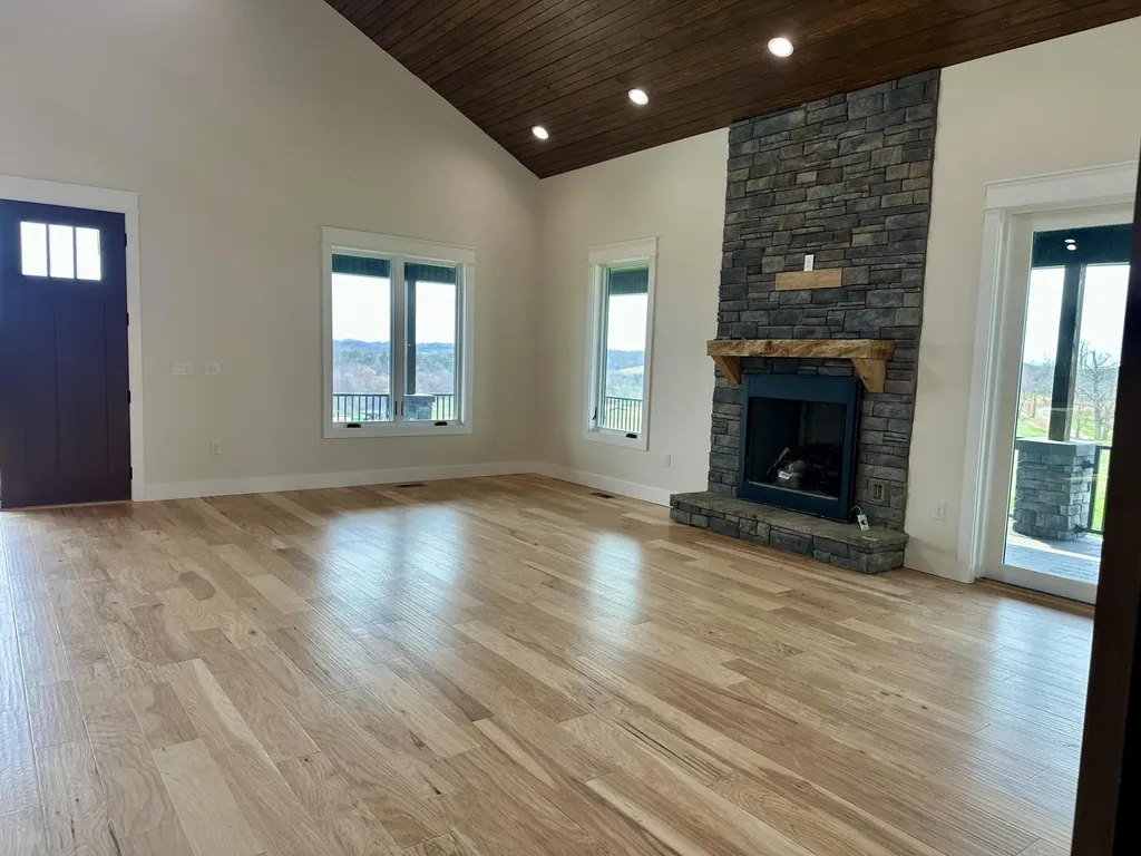 71 Eagle Landing London KY 40741