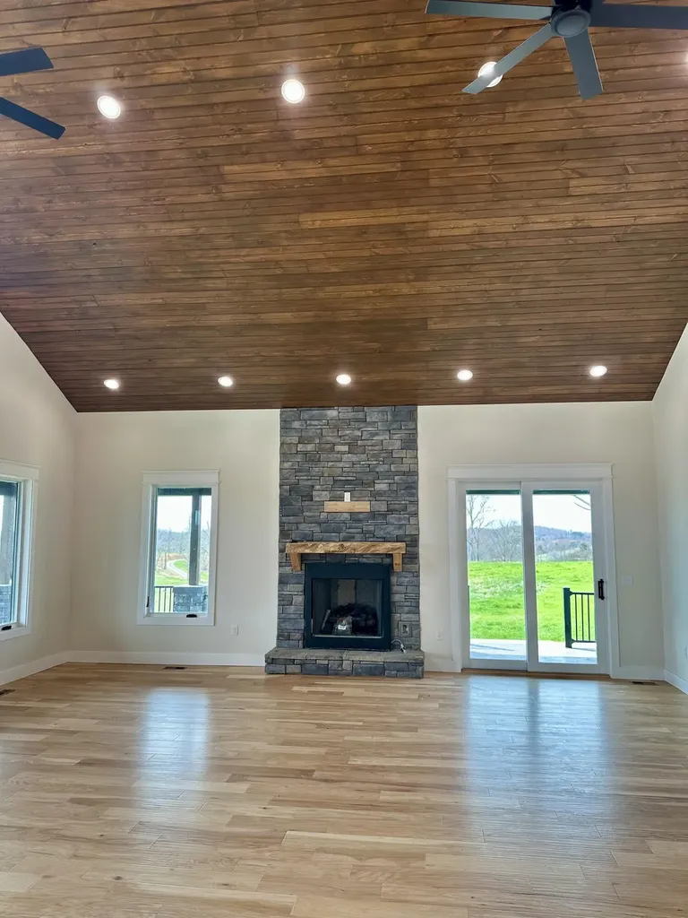 71 Eagle Landing London KY 40741